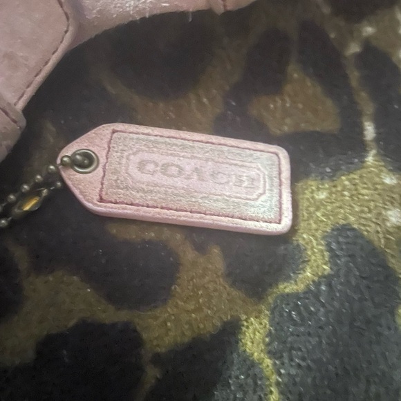 New Coach light pink Suede Shoulder Bag - Picture 5 of 9